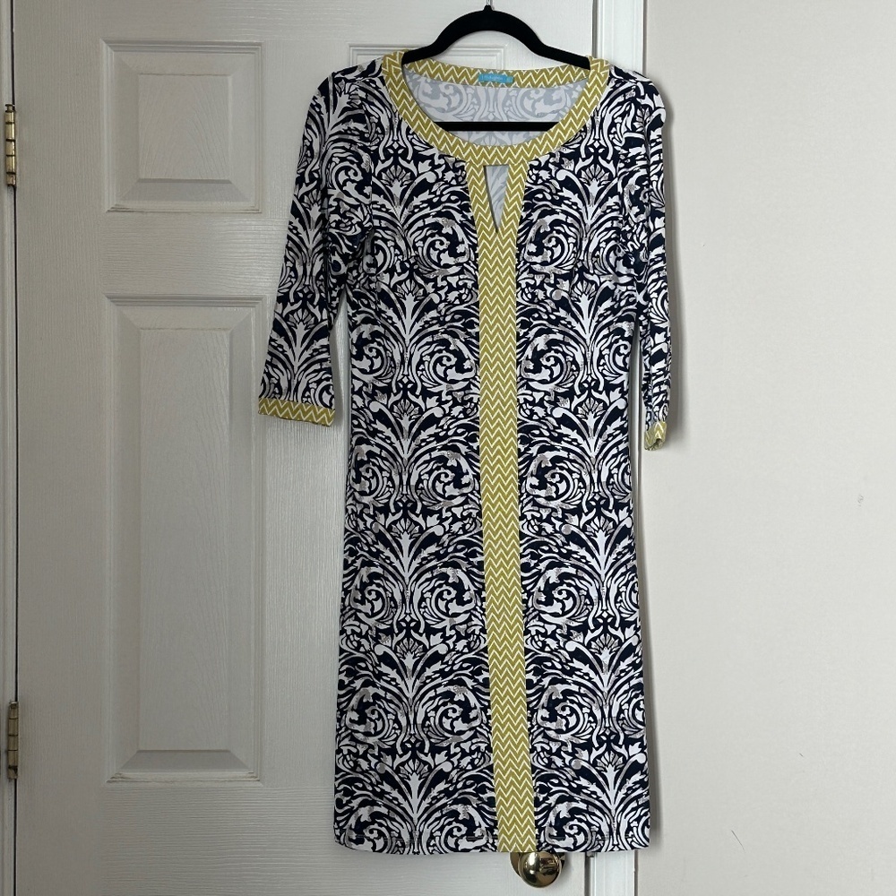 J. McLaughlin Navy White Damask Dress Yellow Chevron trim Size Extra Small XS